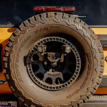 Load image into Gallery viewer, Photo - lifestyle view