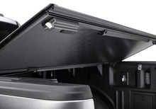 Load image into Gallery viewer, Photo - Close Up