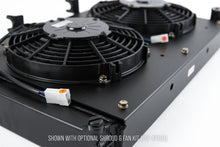 Load image into Gallery viewer, Photo - Close Up